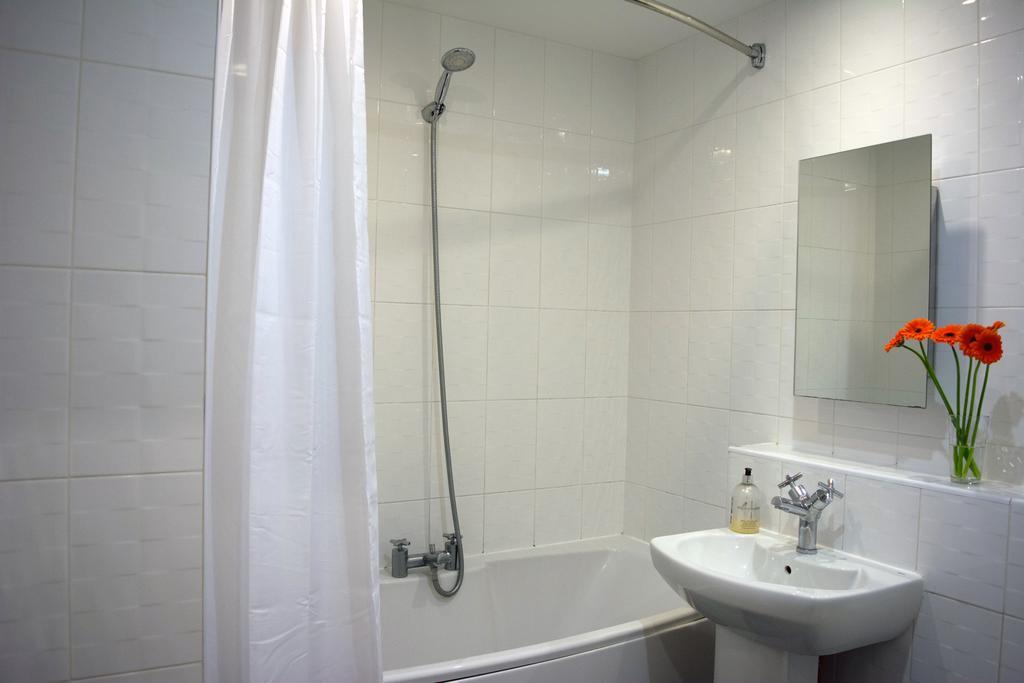Parc Y Bryn Serviced Apartments Aberystwyth Exterior photo